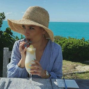 Meet your Posher, Celeste